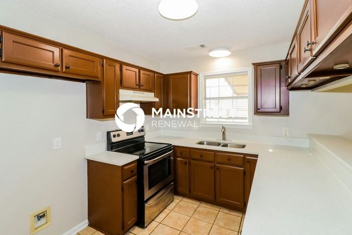 8890 Hidden Springs Cv - Photo 6 of 17