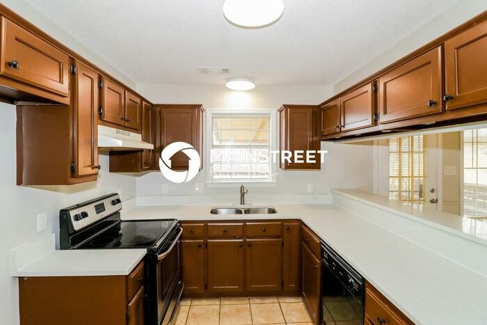 8890 Hidden Springs Cv - Photo 7 of 17