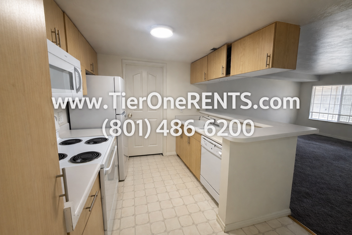 5344 S 3600 W #8 - Photo 4 of 17