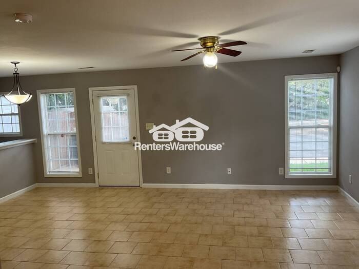 9619 Littleleaf Dr - Photo 5 of 17