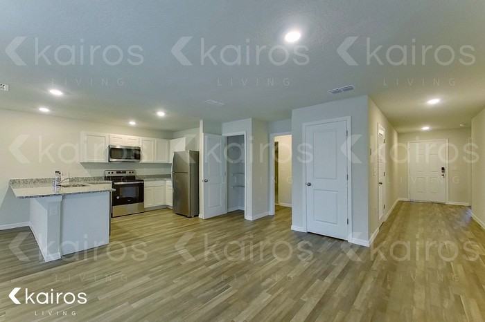 3596 W Eunice Dr - Photo 2 of 21