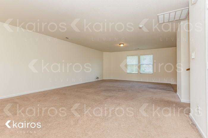 326 Kenneth Blvd Nw - Photo 4 of 16