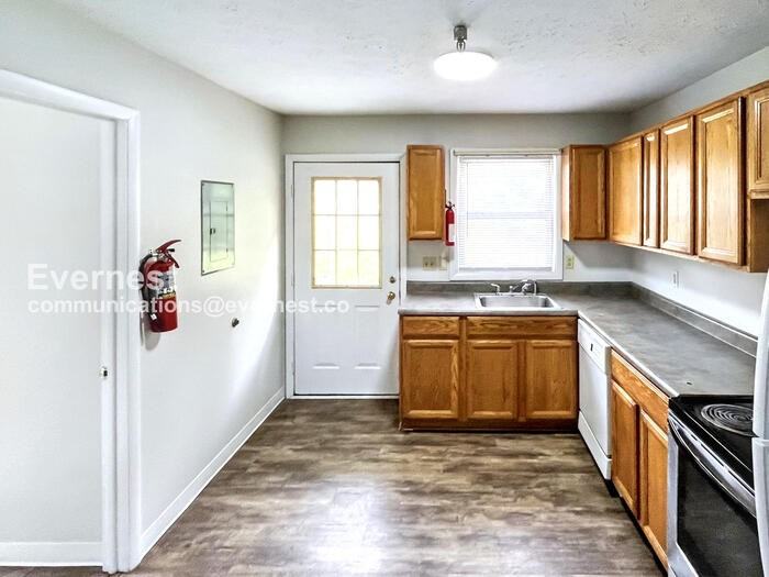 210 Lower Consol Rd Nw #C - Photo 2 of 13