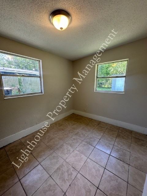 1490 W 33rd St - Photo 6 of 16