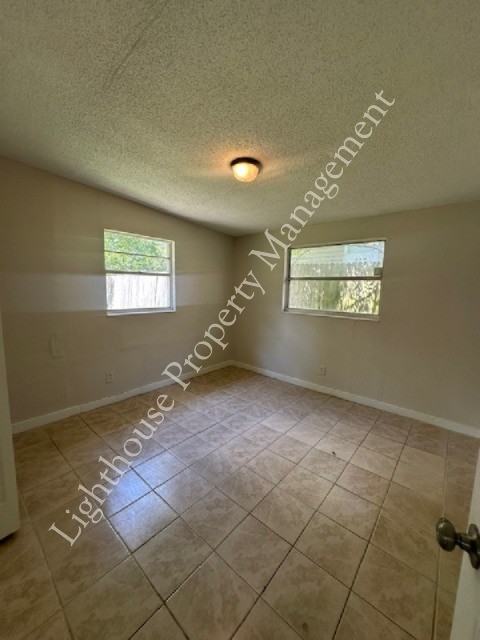 1490 W 33rd St - Photo 7 of 16