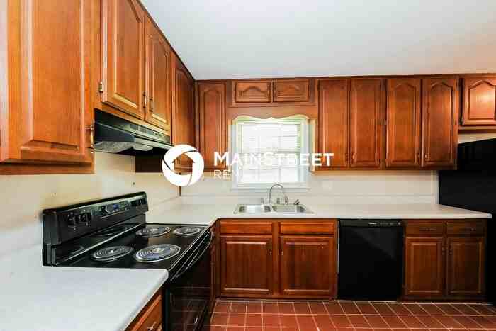 1675 Dogwood Trl - Photo 7 of 16