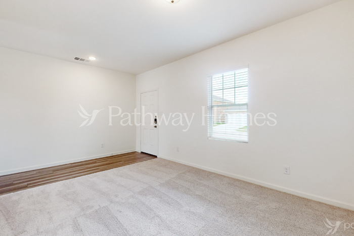 5609 Cookstown Ln - Photo 3 of 17