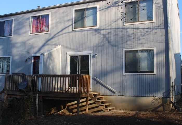 1505 Casey Ct #A - Photo 2 of 2