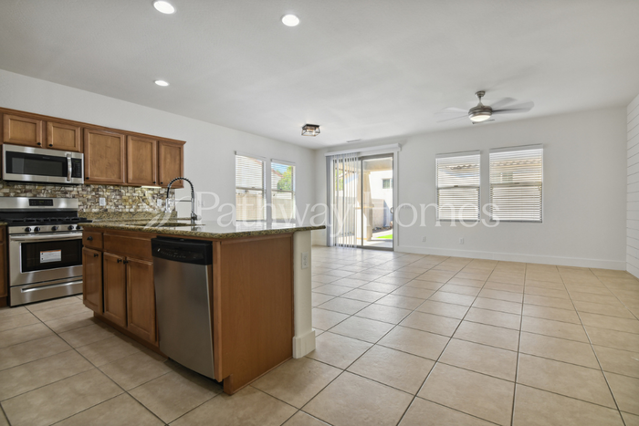 20996 W White Rock Rd - Photo 6 of 20