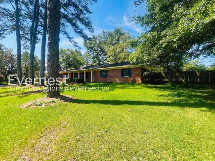 114 Rollingwood Dr - Photo 3 of 31