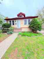 featured image of 1557 Leroy St
