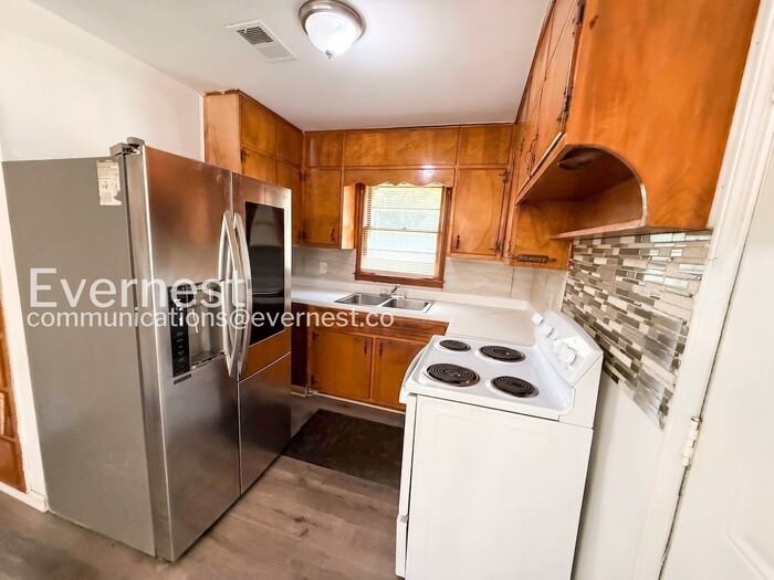 730 82nd Pl S - Photo 2 of 19