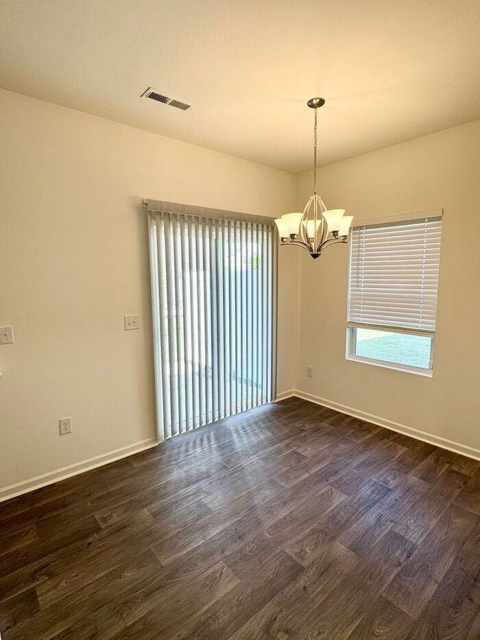 13929 Clayborn St - Photo 5 of 12