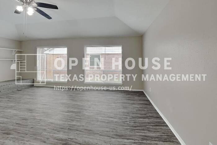 4703 Fleming Downe Ln - Photo 4 of 20