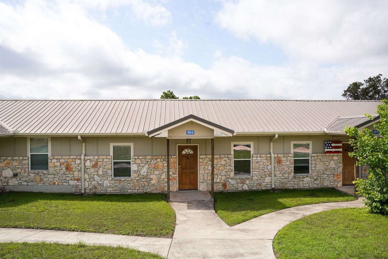 1761 Sheppard Rees Rd #B - Photo 2 of 9