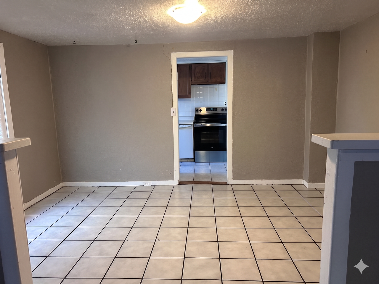 613 N Wall Ave #613N - Photo 3 of 13