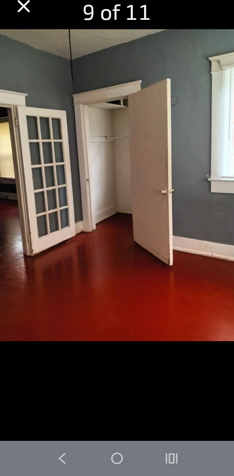 2410 Arlington Cres - Photo 5 of 8