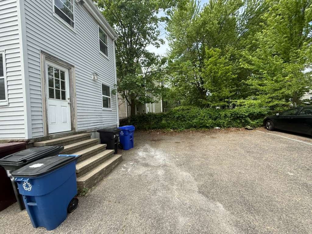 50 Raymond St #1 - Photo 3 of 25