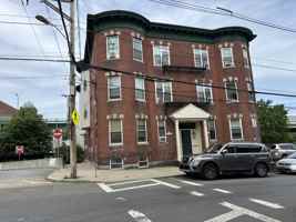 featured image of Chestnut St #3