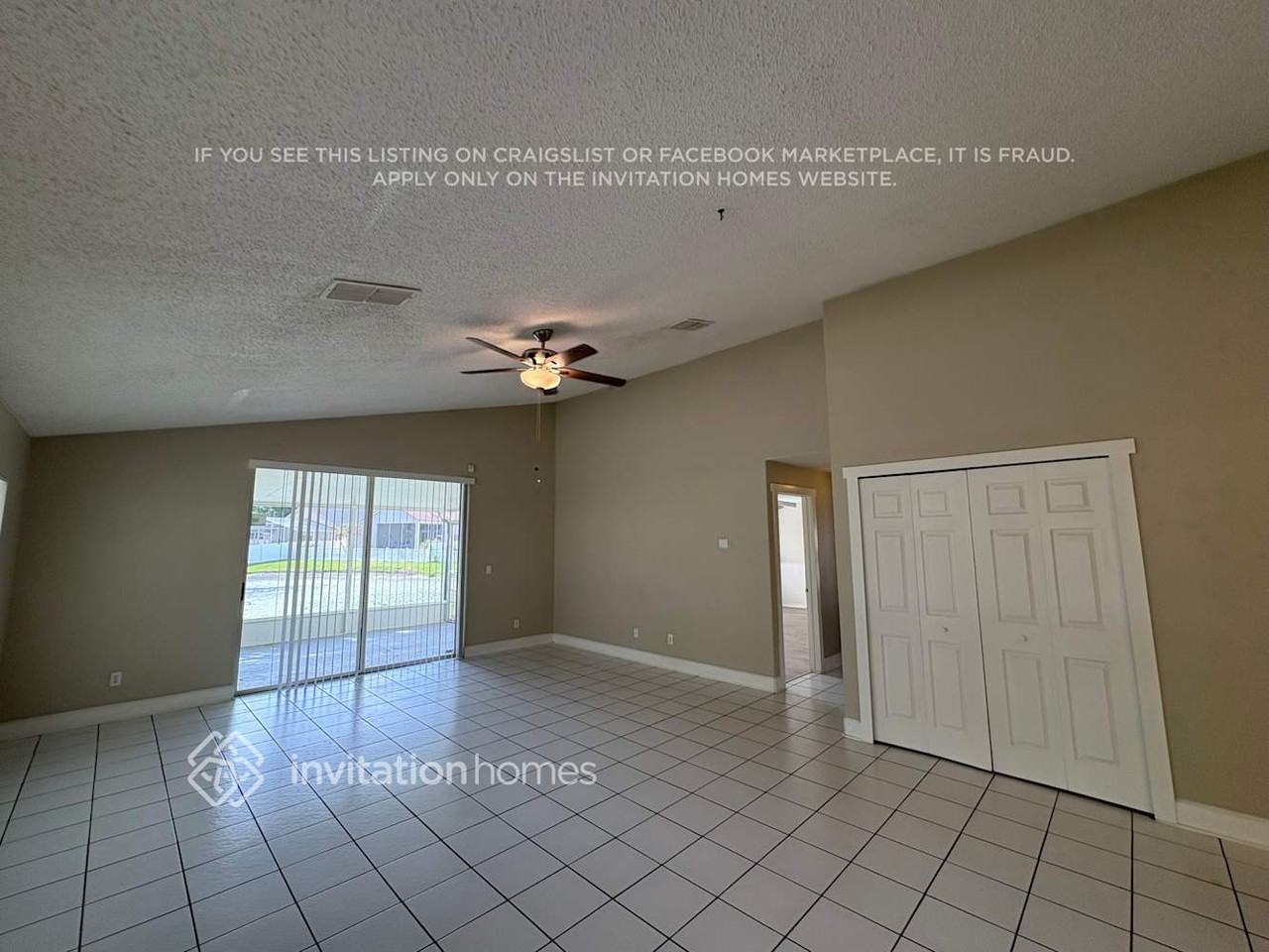 19002 Weatherstone Dr - Photo 3 of 17