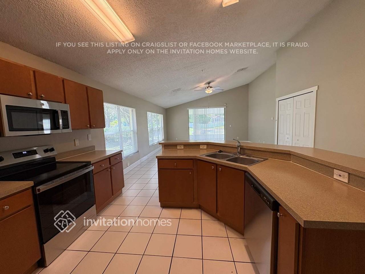 19002 Weatherstone Dr - Photo 5 of 17