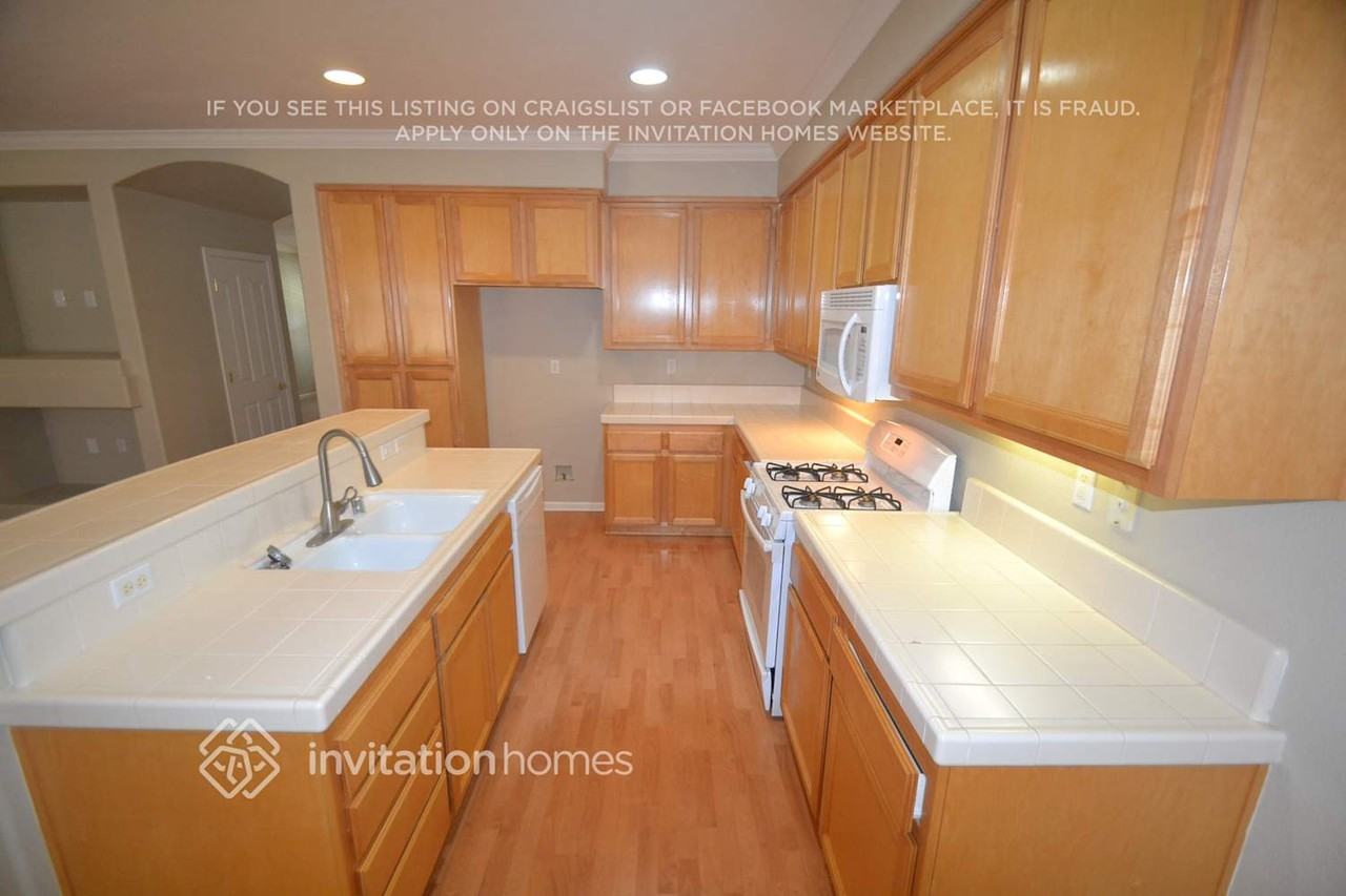 15 Bascom Ct - Photo 5 of 12