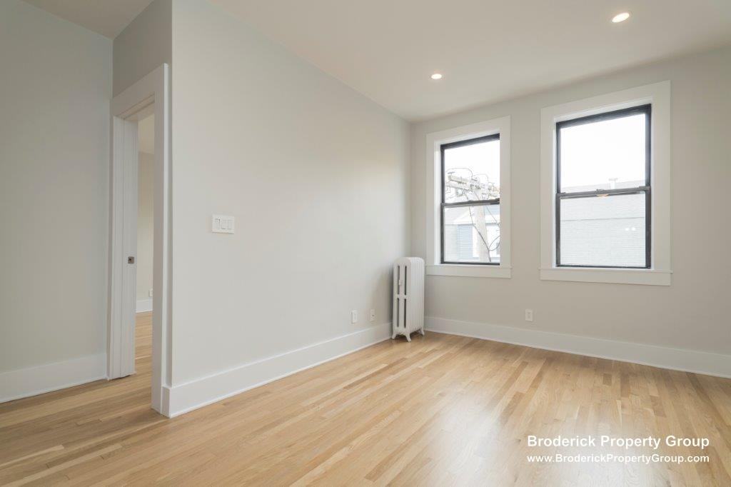 4 Elko St #10