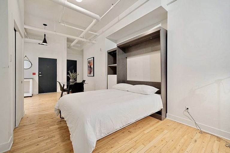 Lofts Clark (Furnished) - Photo 5 of 12