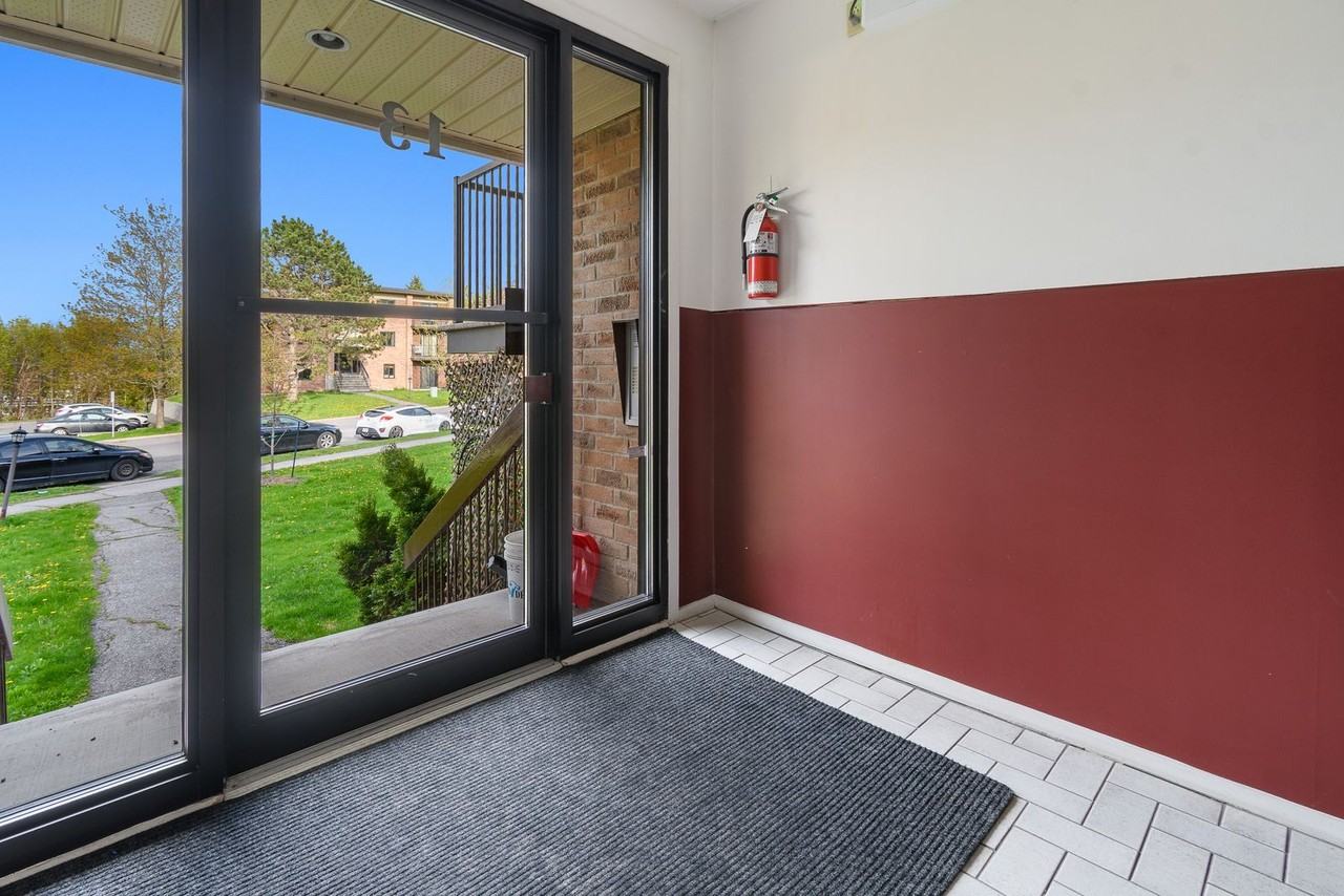 Unit 3-13 Rue Deauville - Photo 4 of 24