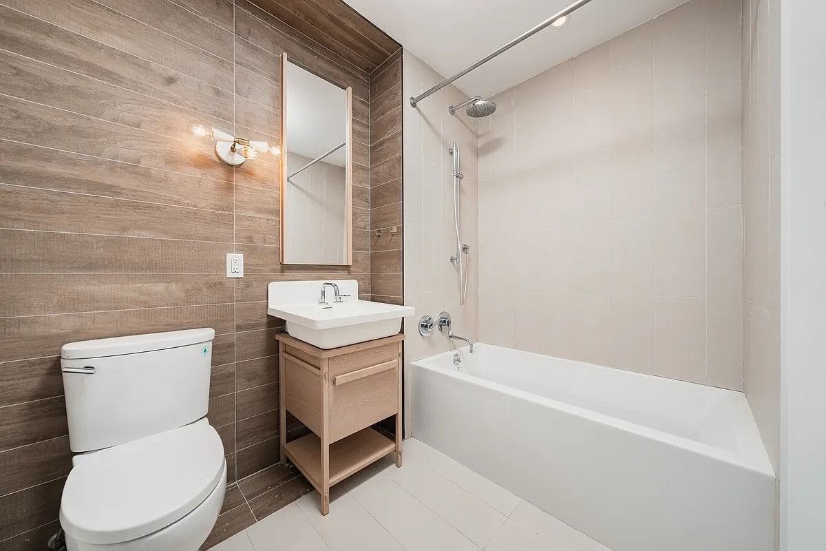 123 Melrose St #432 - Photo 5 of 8