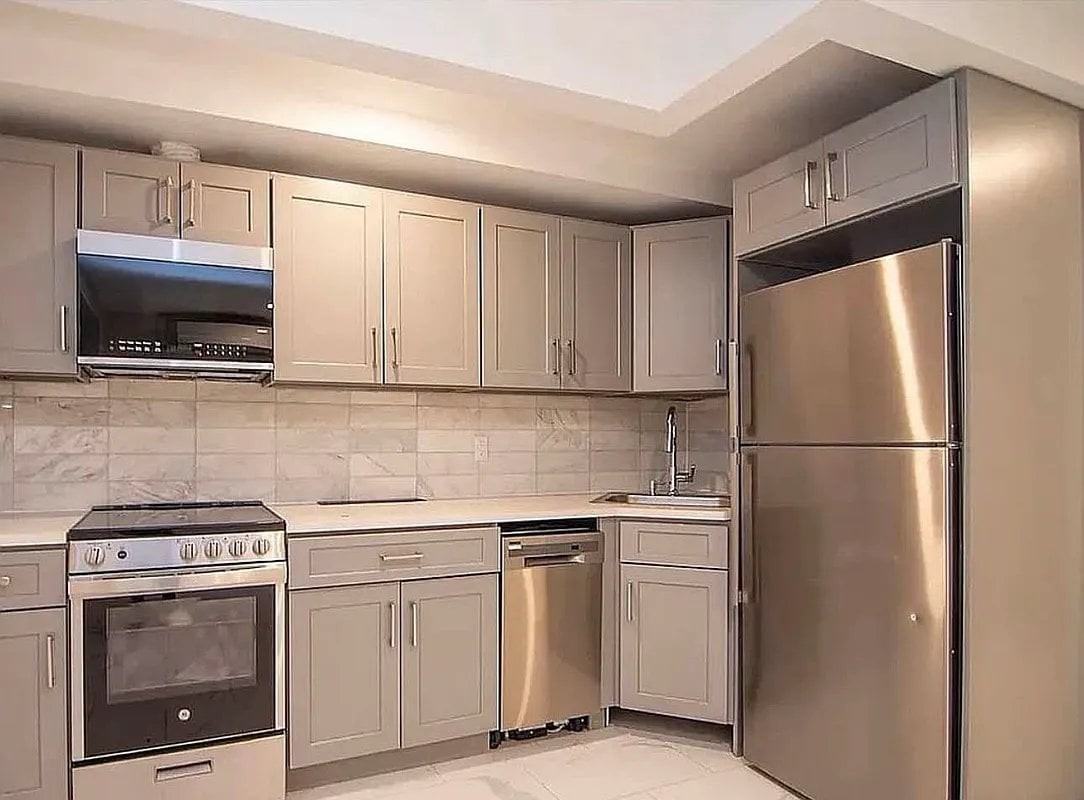 115 W 136th St #1APT - Photo 4 of 5