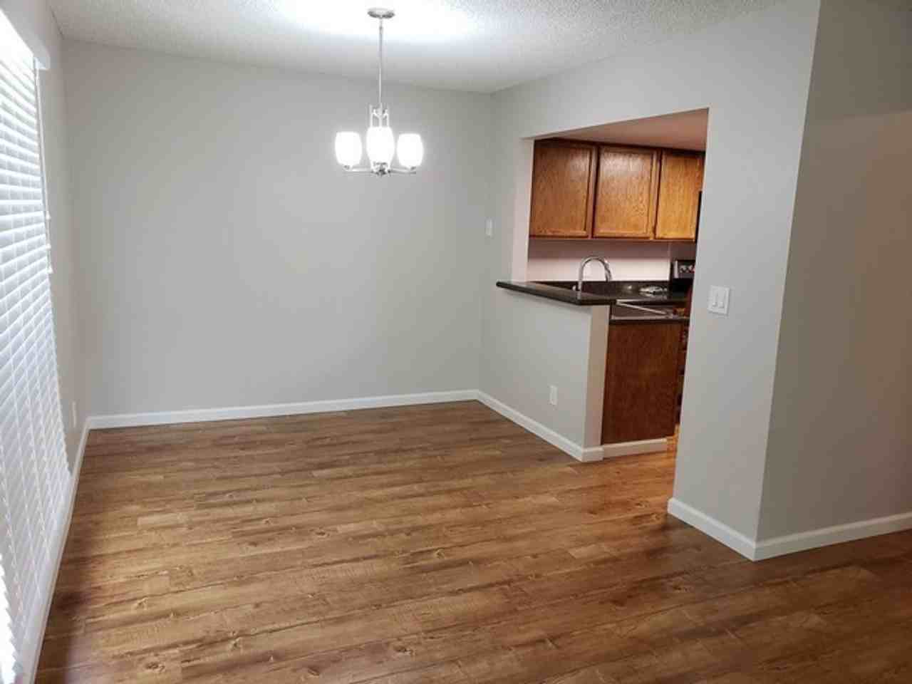 795 Kingston Ln #H - Photo 4 of 11