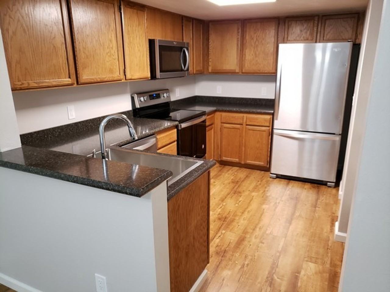 795 Kingston Ln #H - Photo 5 of 11