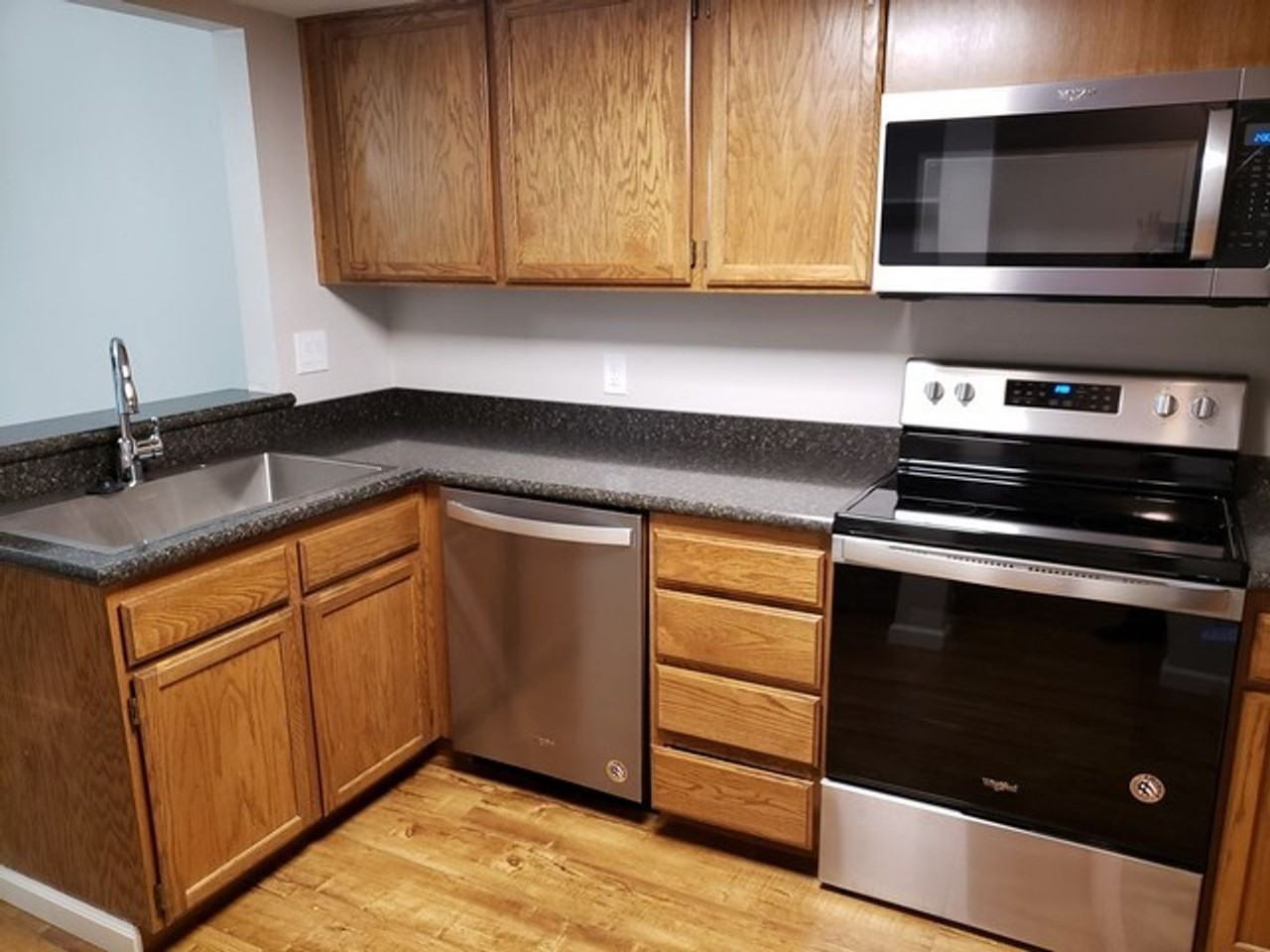 795 Kingston Ln #H - Photo 6 of 11
