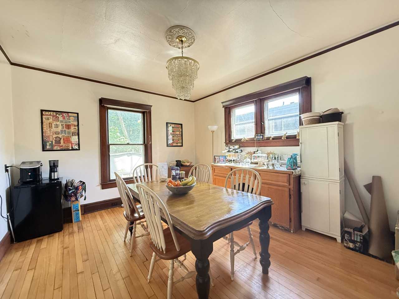 1008 W Huron St #1 - Photo 6 of 35