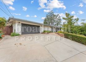 featured image of 2113 Sleepy Hollow Rd #1