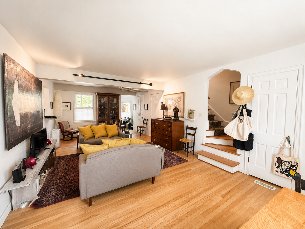 309 Wesley Ave #1 - Photo 4 of 36