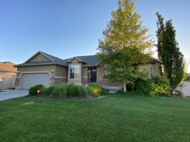 featured image of 13294 S Cherry Crest Dr #1