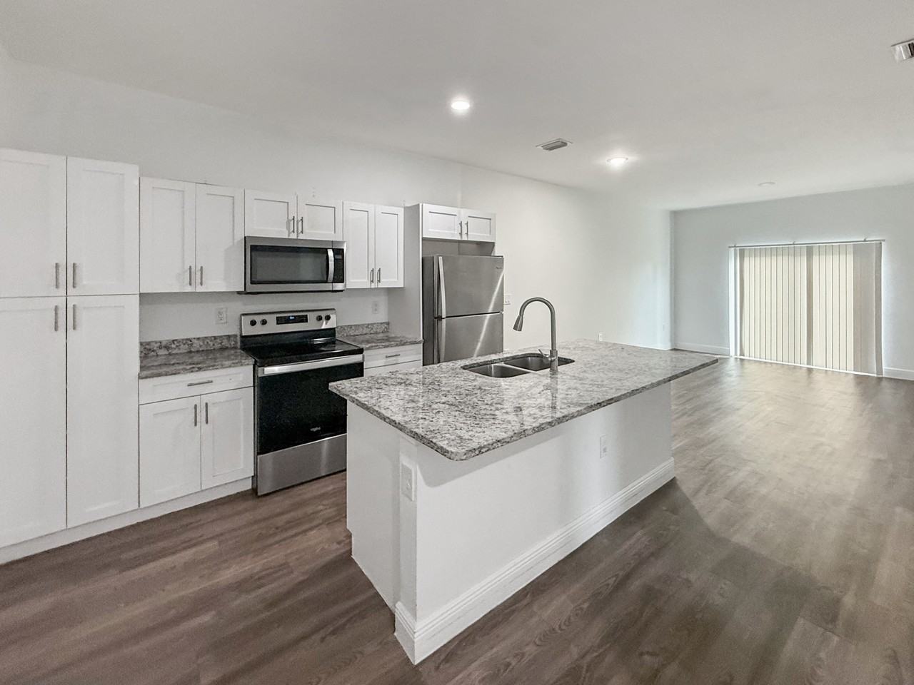 448 Grant Blvd #1 - Photo 3 of 11