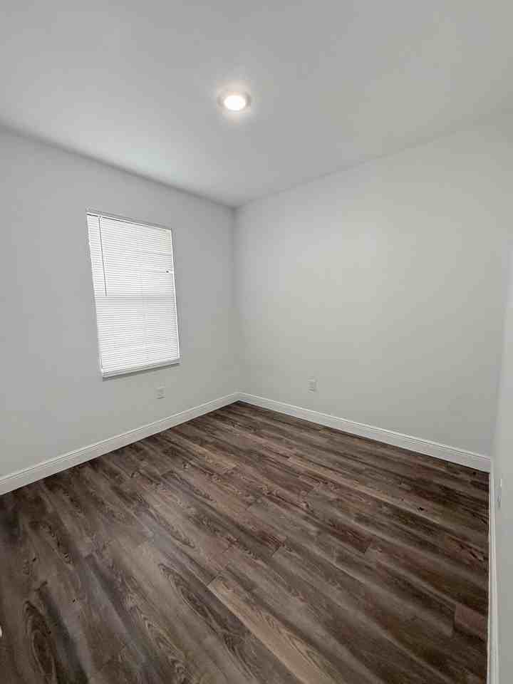 448 Grant Blvd #1 - Photo 7 of 11