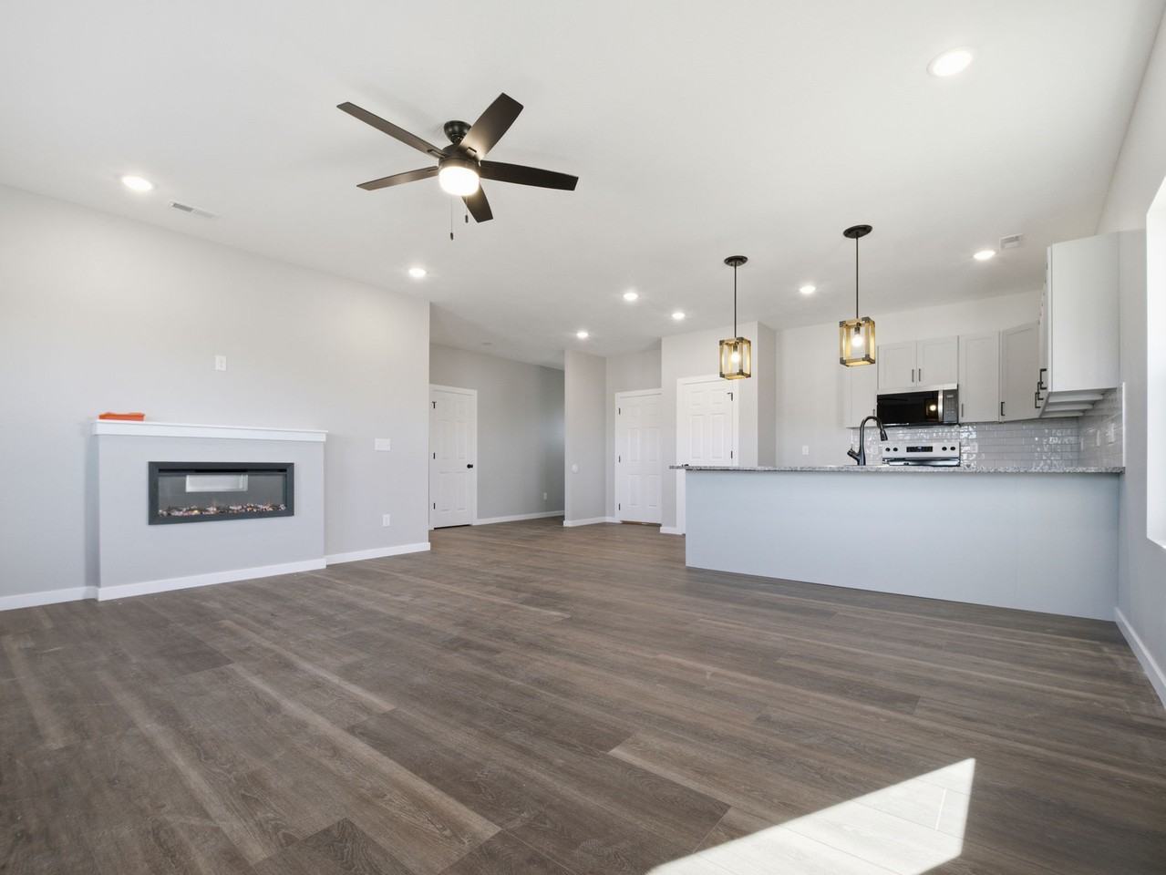 109 Bailey Dr #1 - Photo 2 of 9