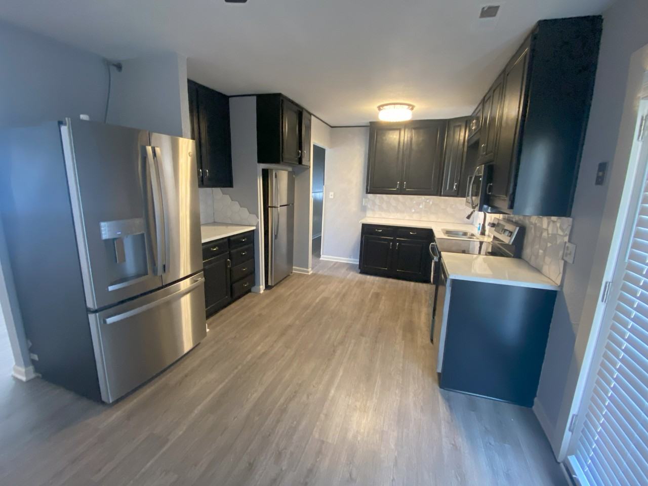 11316 Lewis Ave #1 - Photo 3 of 39