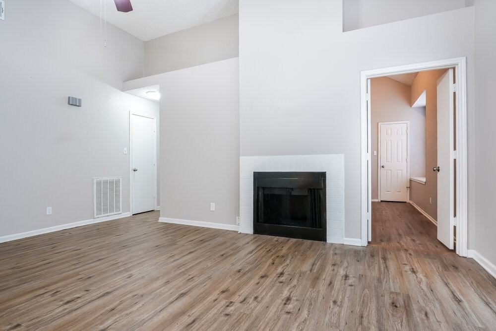 1307 Jasmine Dr - Photo 4 of 16