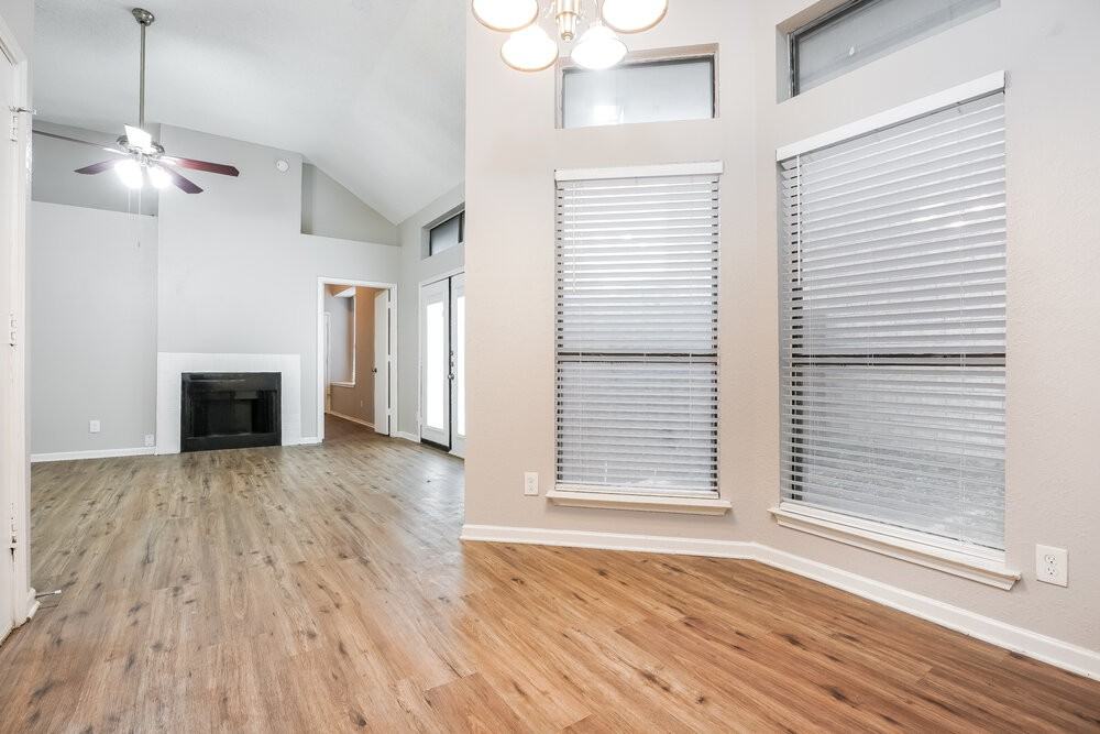 1307 Jasmine Dr - Photo 6 of 16