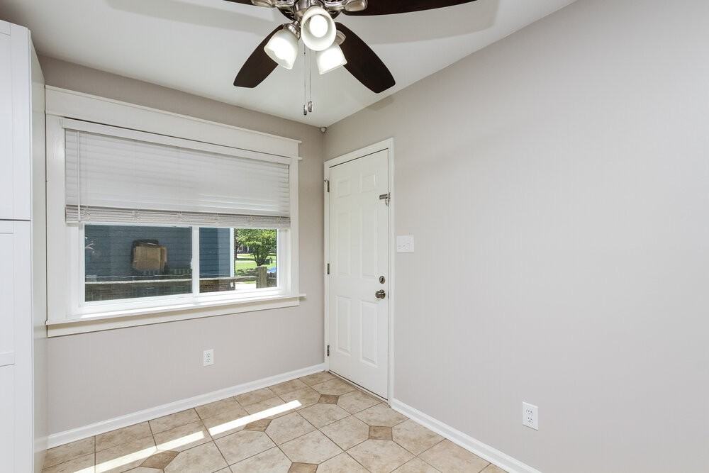12907 Silbury Ln - Photo 5 of 16