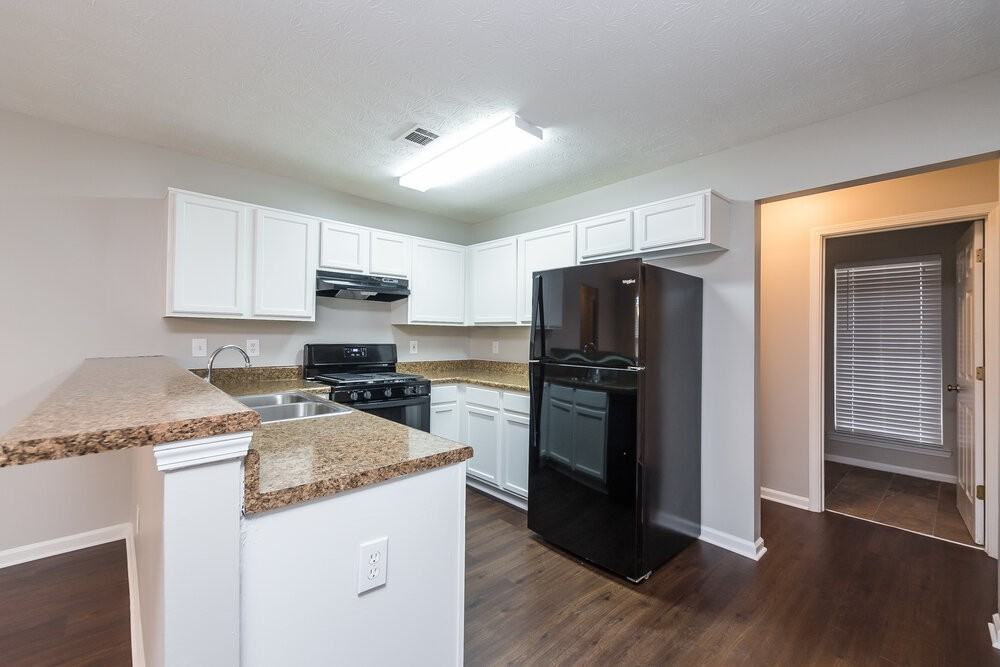 109 Stoney Brook Way - Photo 7 of 15