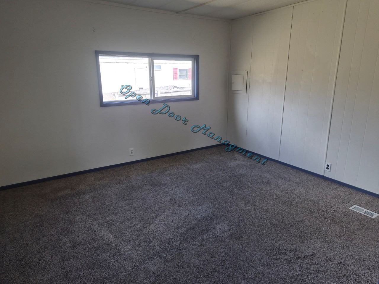 201 Hobson Ave #1 - Photo 3 of 9
