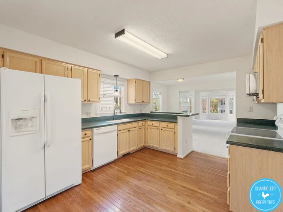1749 Kingston Heath Way #1 - Photo 3 of 16