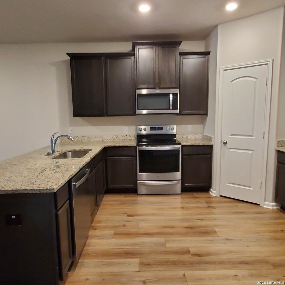 9206 Foxing Blfs #1 - Photo 3 of 9