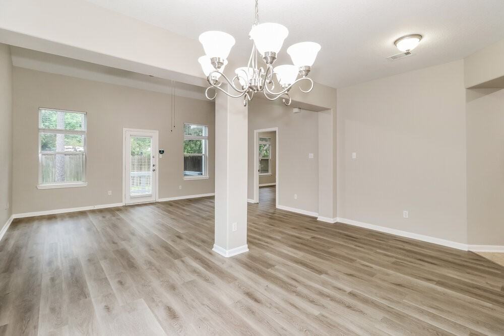 999 Arbor Way - Photo 6 of 17